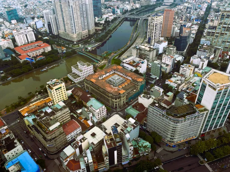 On Time or Out of the Deal: Why Punctuality Is the Ultimate Power Move in Ho Chi Minh City